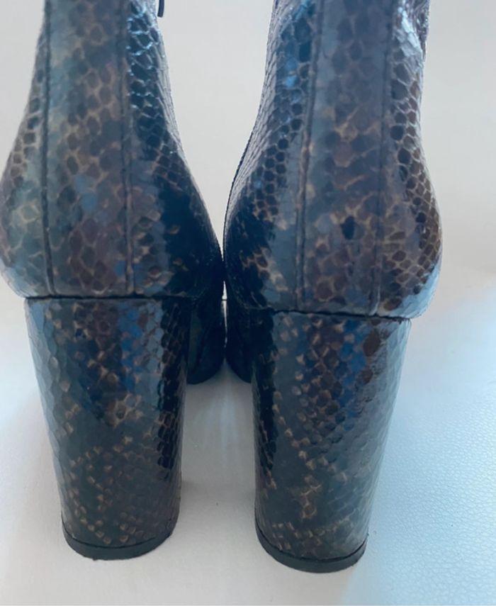 Bottines peau de serpent  à talons pour femme - photo numéro 5