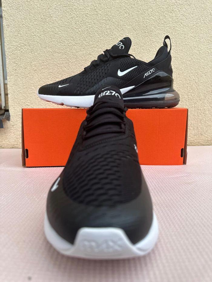 Nike air Max 270 taille 44,5 - photo numéro 3