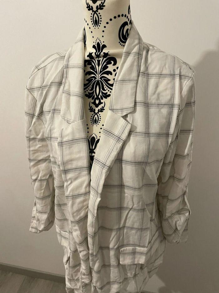 Blazer veste blanc à carreaux gris poche côté pimkie taille M - photo numéro 4