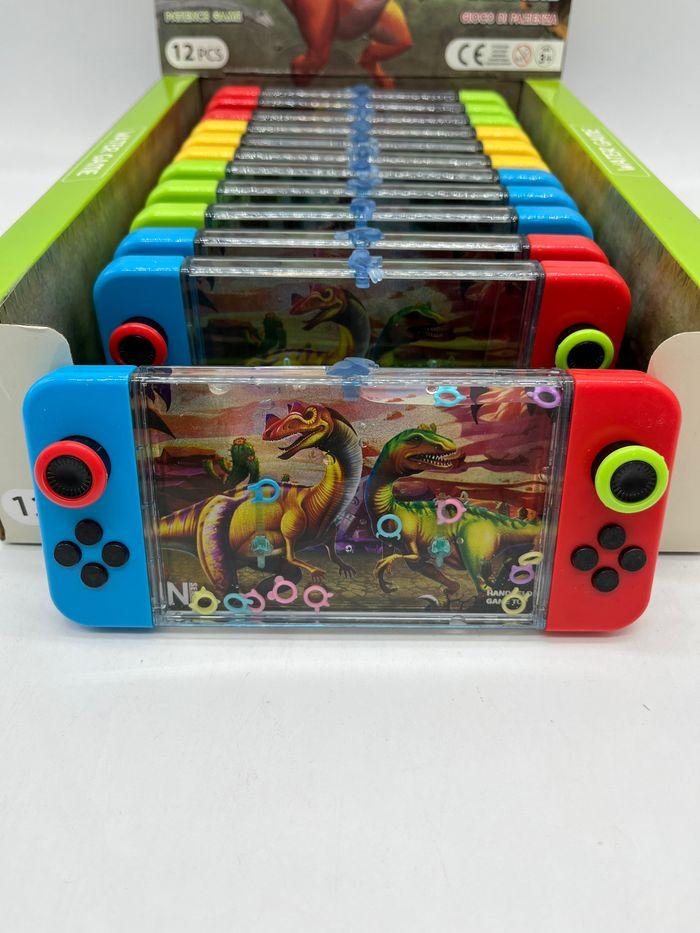 Jouet WaterGame jeu d’eau ludique en forme de switch modèle Dinosaure 🦖 neuf avec étiquette! - photo numéro 2