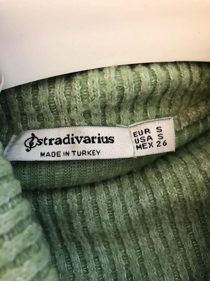 Pull vert Stradivarius - photo numéro 3