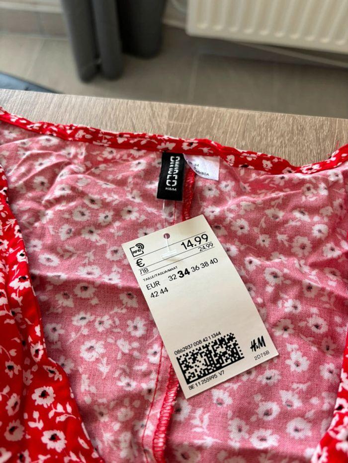 Robe rouge à fleurs h&m - photo numéro 3