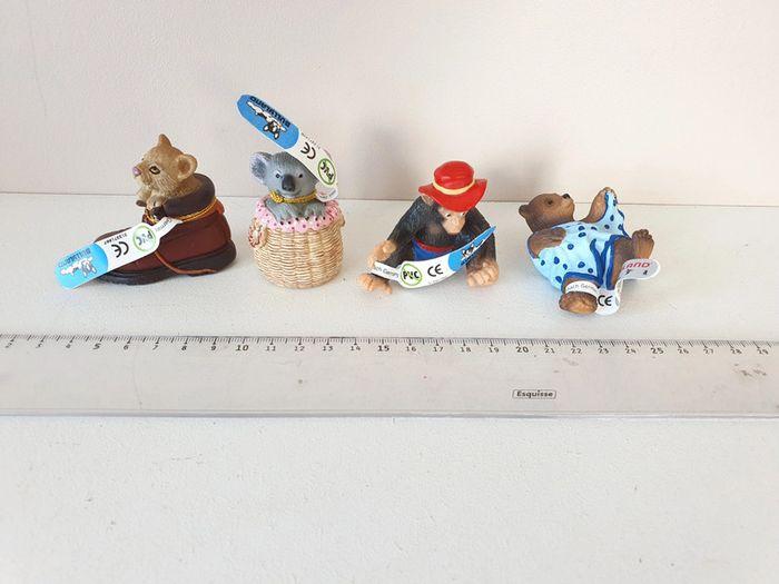 Lot 4 figurines baby marque bullyland - photo numéro 1