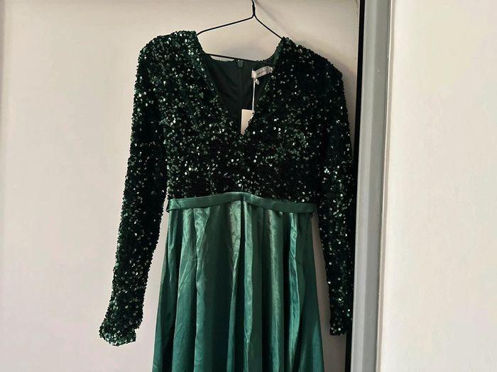 Robe de soirée verte - photo numéro 1