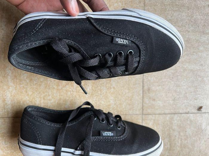 Vans noire enfants très bon état 30 - photo numéro 3