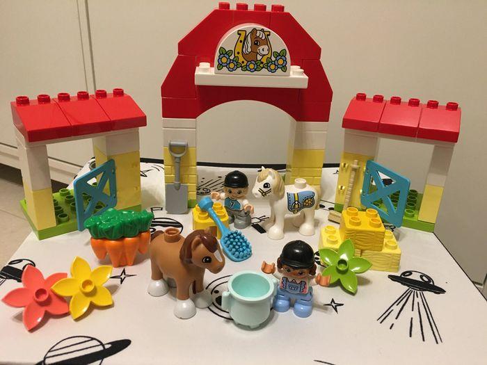 L’écurie et les poneys Lego Duplo 10951 - photo numéro 2