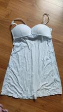 Nuisette fond de robe blanche confortable