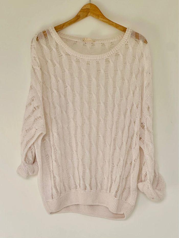 Pull torsadé American Vintage taille M/L rose très pale parfait état - photo numéro 3