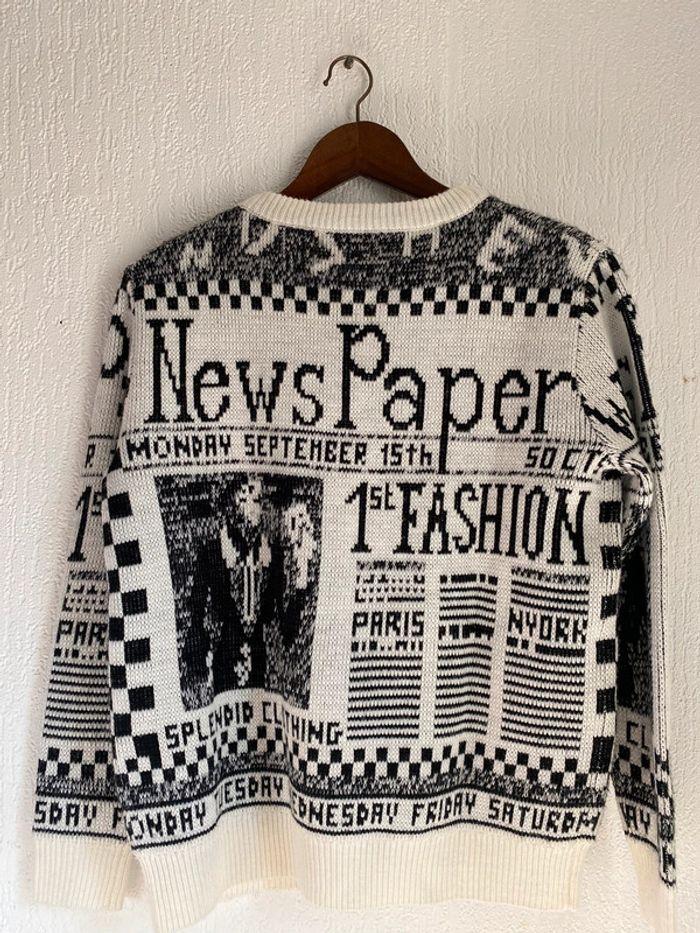 Pull pull&bear new papers taille s - photo numéro 3