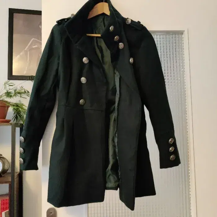 Manteau vert style militaire - photo numéro 1