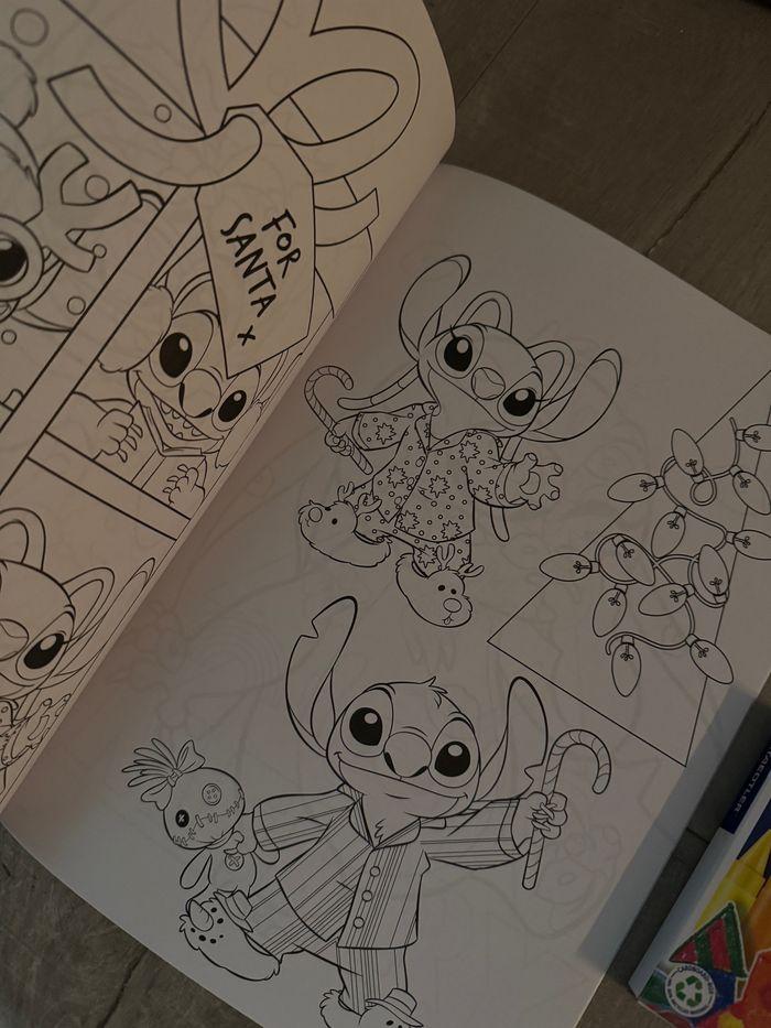 Livre de coloriage  Disney stitch + craies de cire - photo numéro 5