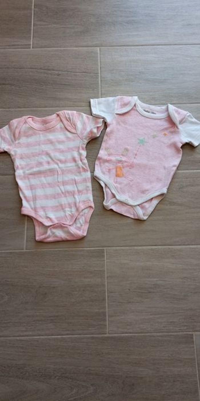 Lot de 2 bodies Baby Tex 9 mois - photo numéro 1