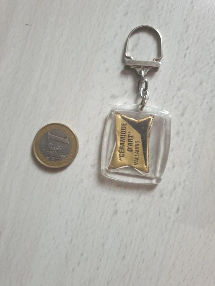 Sublime ancien porte clefs vallauris