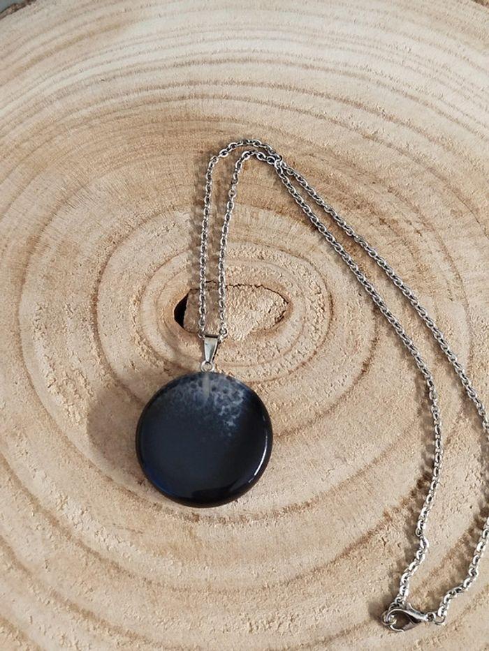 Collier pendentif en pierre naturel