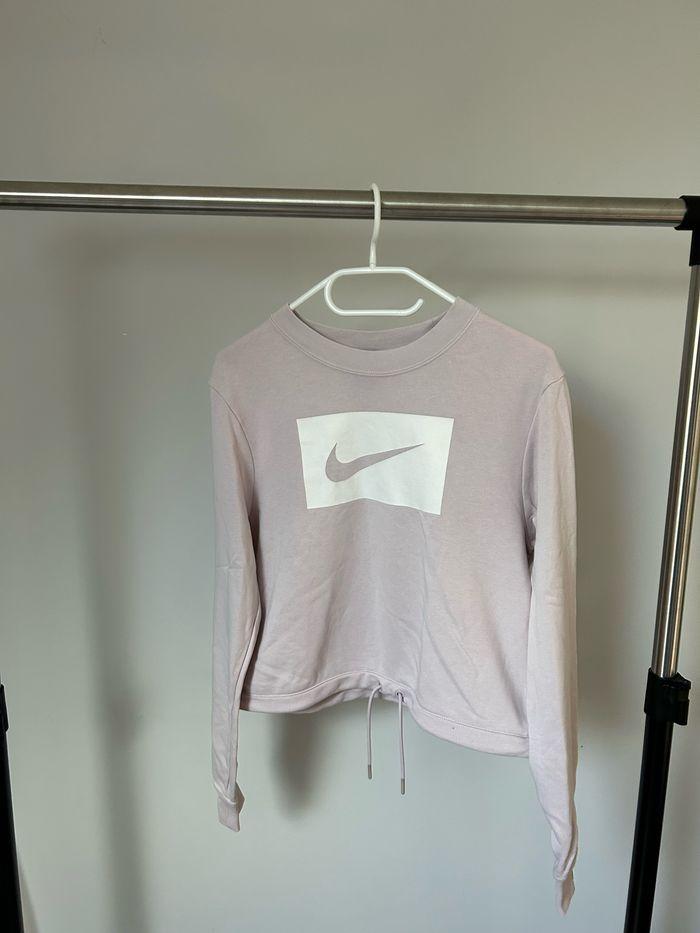 Pull Nike - photo numéro 1