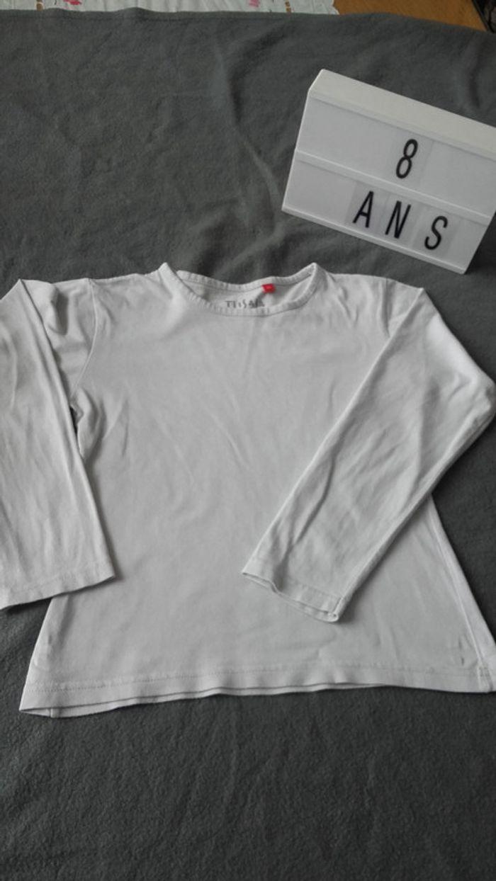 t-shirt  8 ans - photo numéro 1