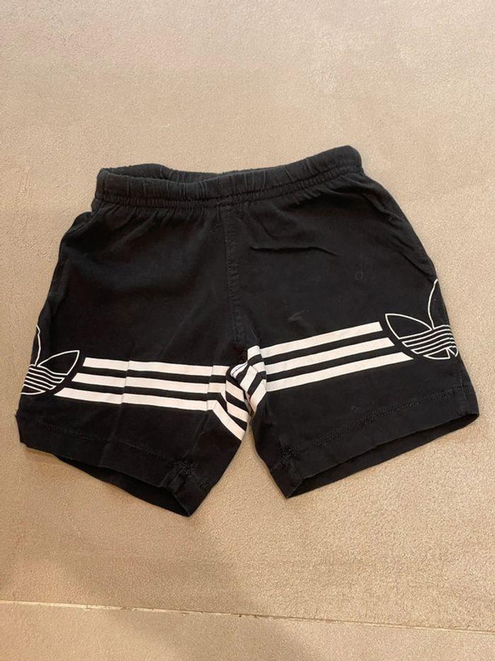 Adidas short sport garçon 24 mois - photo numéro 1