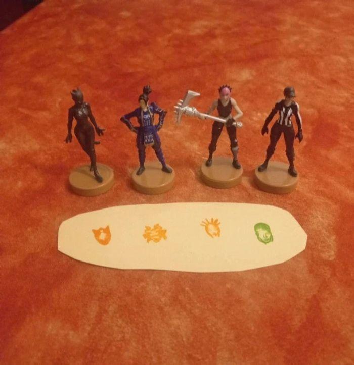 Lot de 4 figurines tampon Fortnite - photo numéro 1