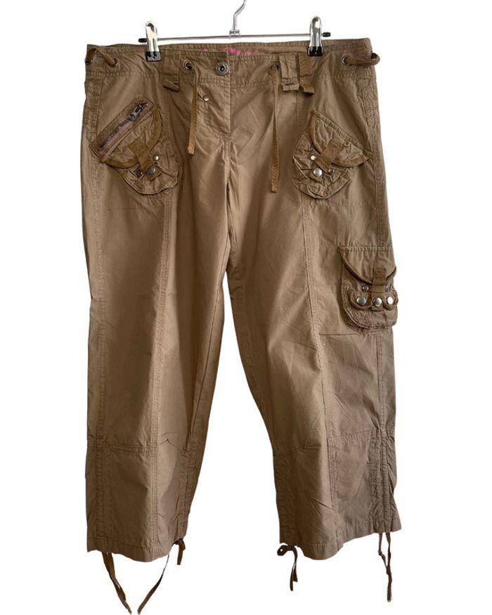 Pantacourt Cargo y2k taille basse/ Cargo y2k low waist cropped pants L/XL - photo numéro 1