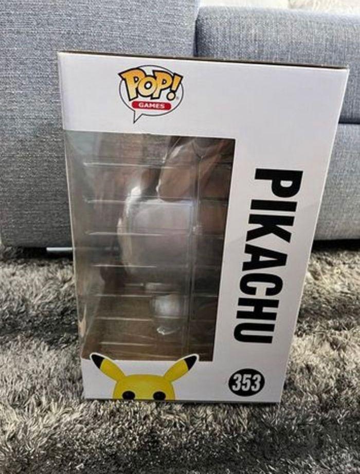 Funko pop XL pikachu Pokémon - photo numéro 2