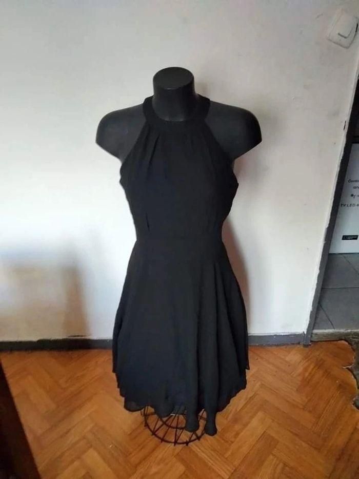 Magnifique robe noire taille L neuve avec étiquette - photo numéro 1