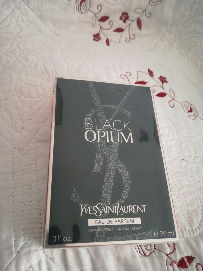 Black opium eau de parfum - photo numéro 3