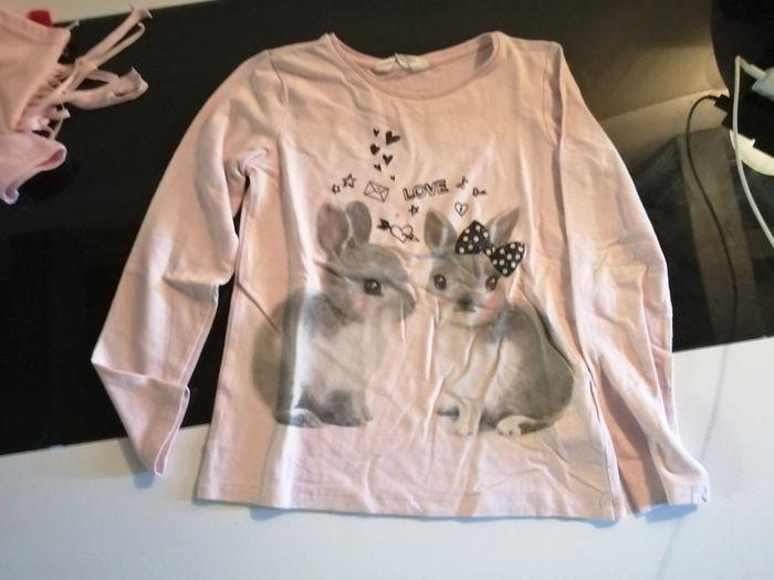 Tee shirt h&m 6.8 ans