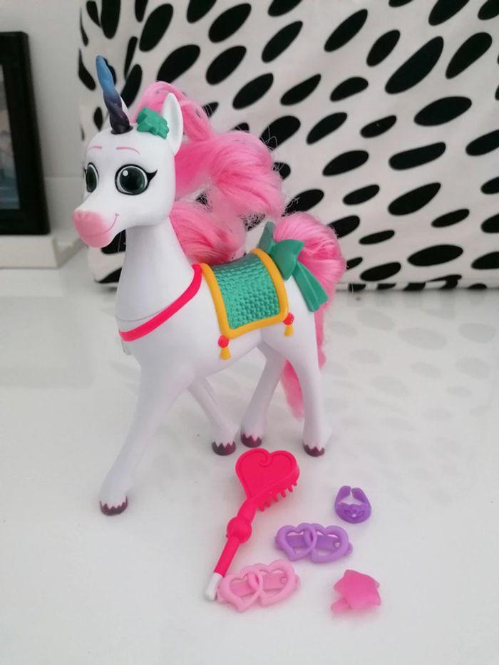 Figurine licorne - photo numéro 1