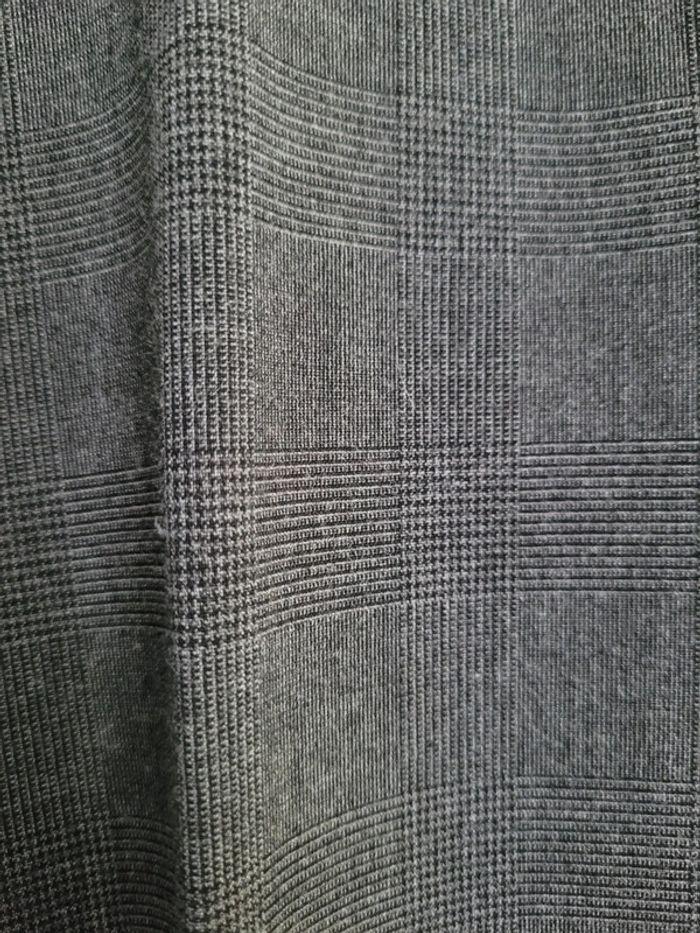 Pantalon gris carreaux H et M taille 54. N°2 - photo numéro 3