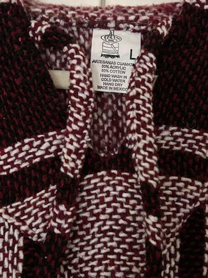 Véritable poncho pull Mexicain à capuche bordeaux - photo numéro 2