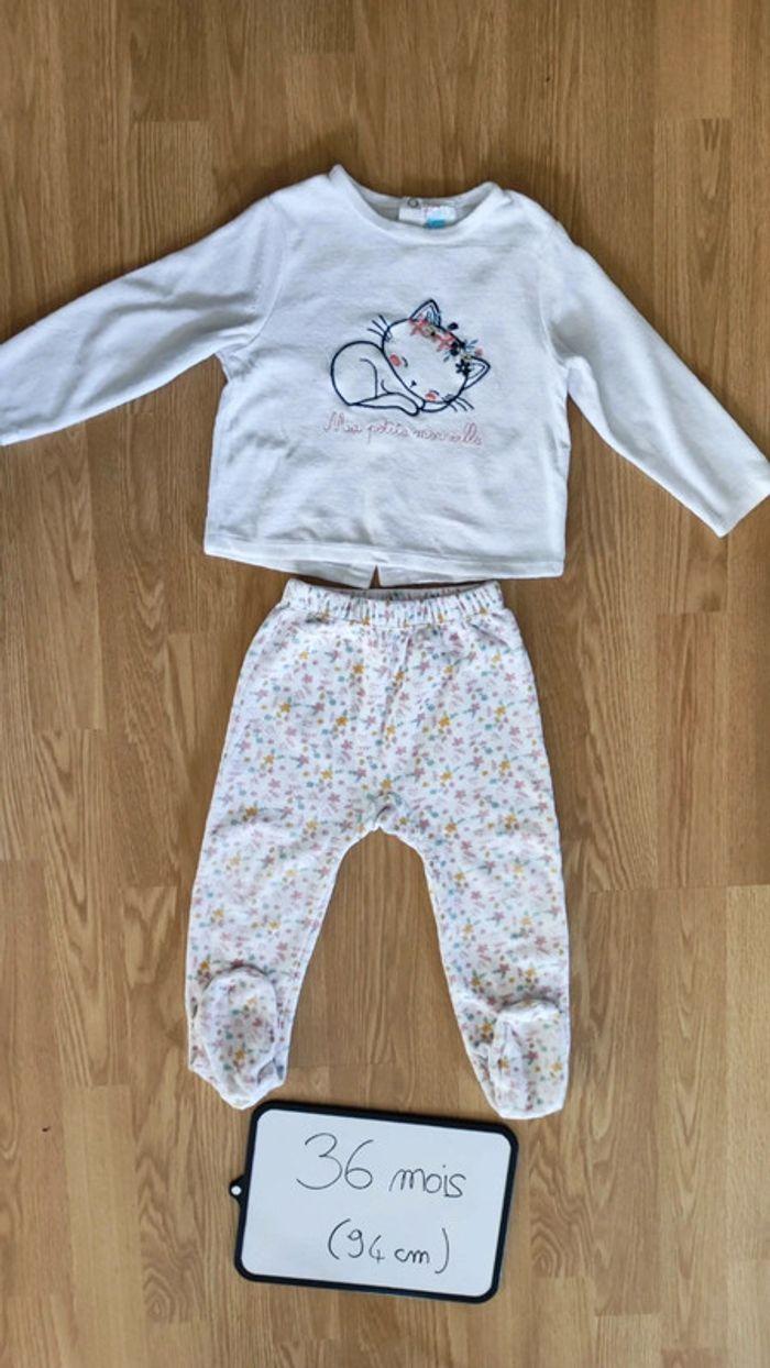 Pyjama taille 3 ans 94 cm - photo numéro 1