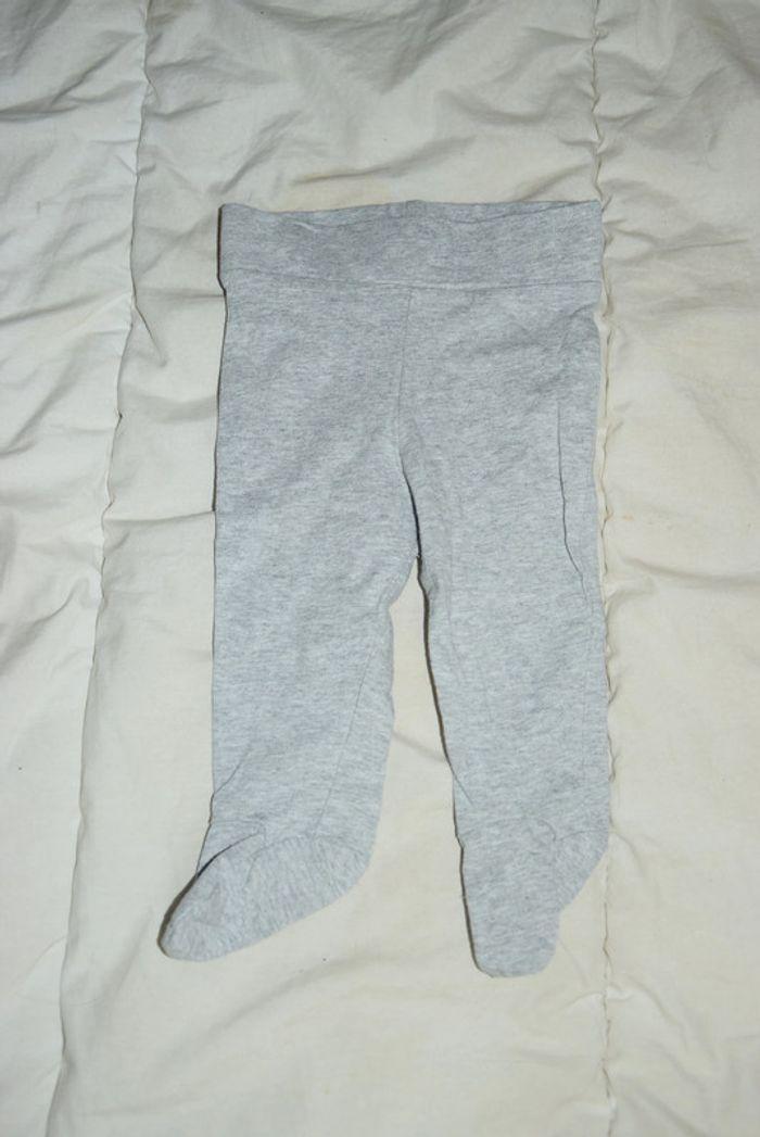 Pantalon avec pied 56 cm - photo numéro 1