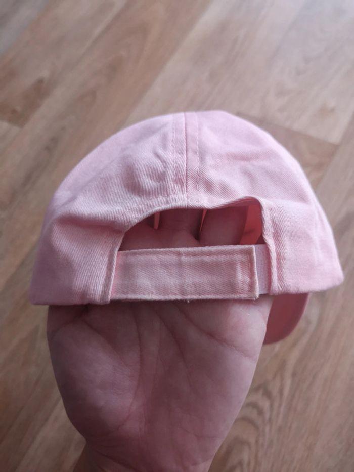 Casquette rose - photo numéro 2