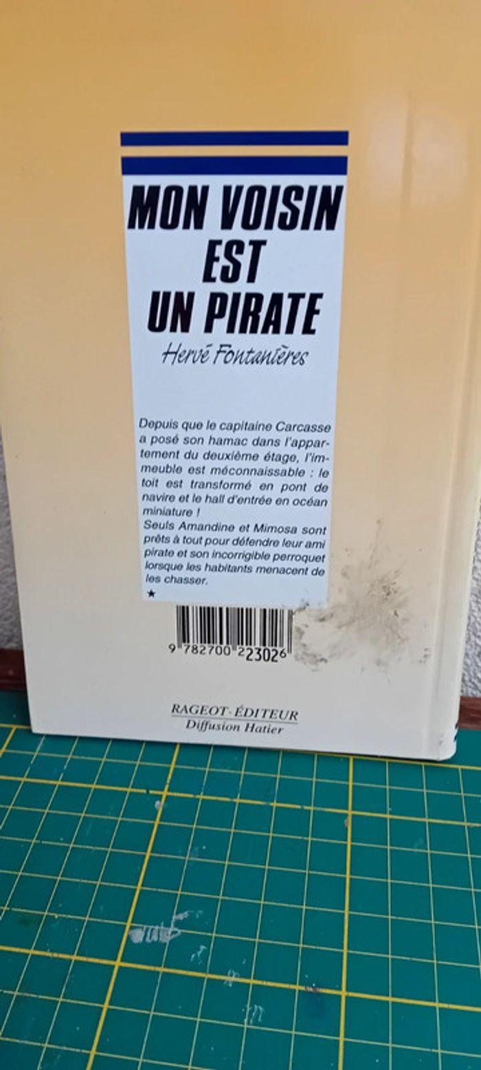 Livre mon voisin est un pirate - photo numéro 2