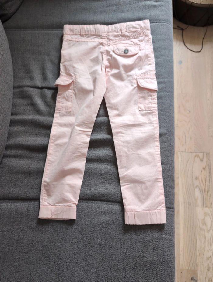 Pantalon fille rose clair type cargo, de marque Galeries Lafayette taille 5 ans - photo numéro 2