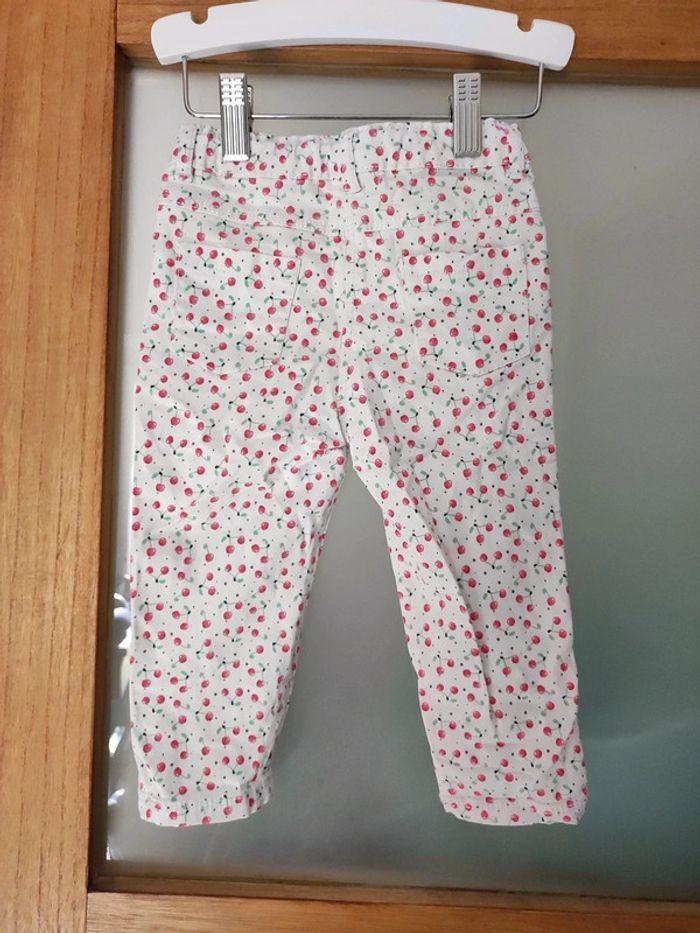 Pantalon blanc a cerise - photo numéro 2