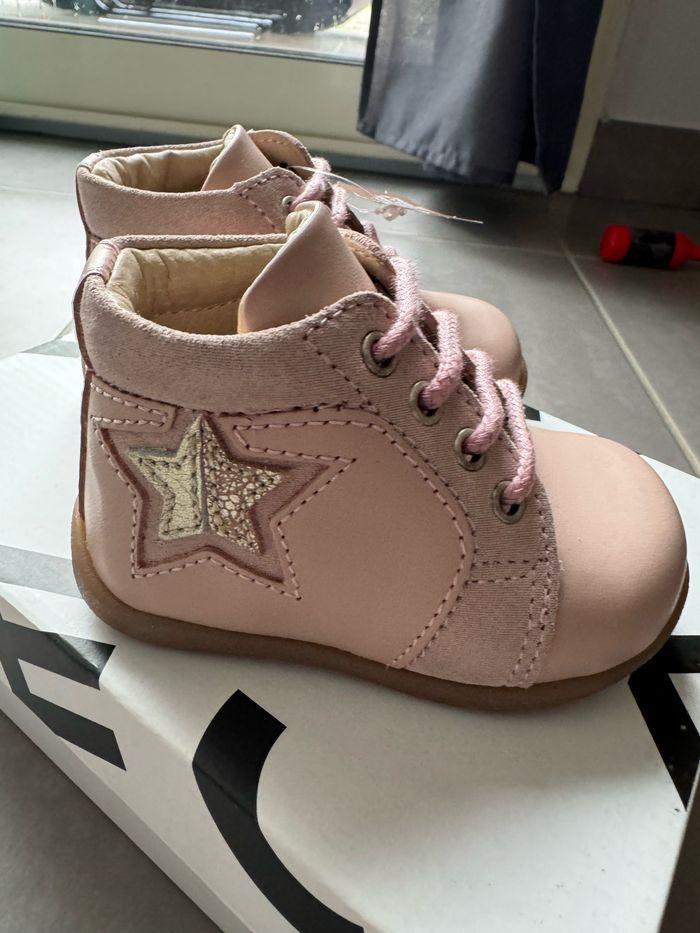 Chaussures bebe 18 neuves - photo numéro 6