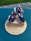 Baskets Reebok 32 sans lacet