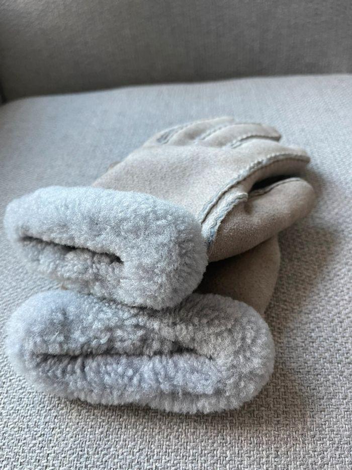 Gants gris UGG authentiques taille M en peau de mouton retournée - photo numéro 20