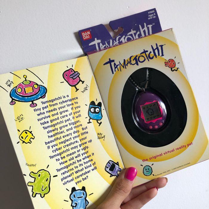 Tamagotchi en boite 1996-1997 - photo numéro 2