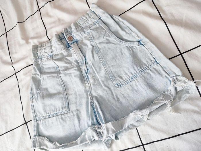 Short en jeans Zara taille haute - photo numéro 2