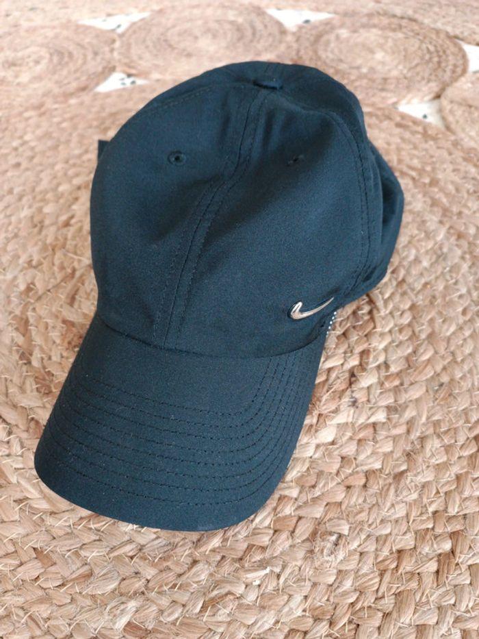 Véritable casquette souple Nike heritage - photo numéro 2