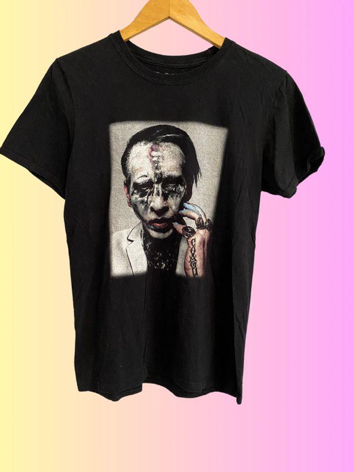 T-shirt Marilyn Manson - Heaven upside down tour 2018 - taille S/M - photo numéro 1