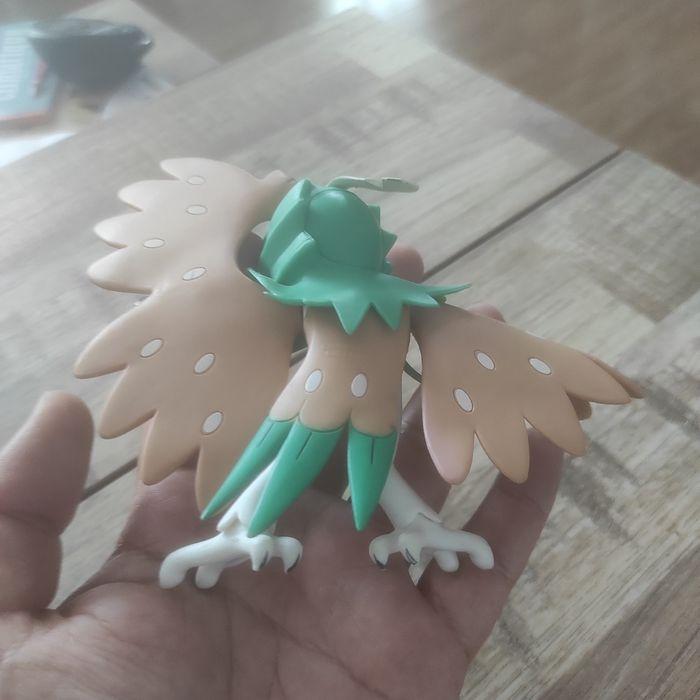 Figurine pokémon brindibou avec ses évolutions effleche et archeduc - photo numéro 7