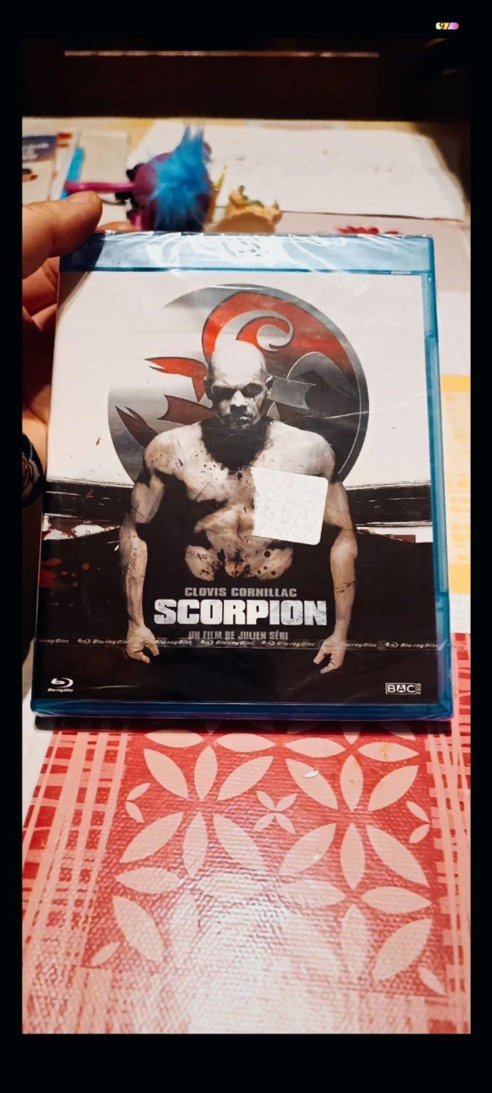 Blu-ray scorpion - photo numéro 1