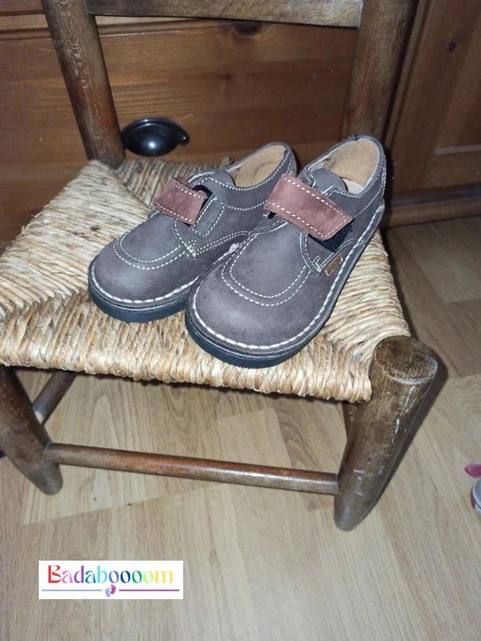 Chaussures cuir buggy 24 - photo numéro 1