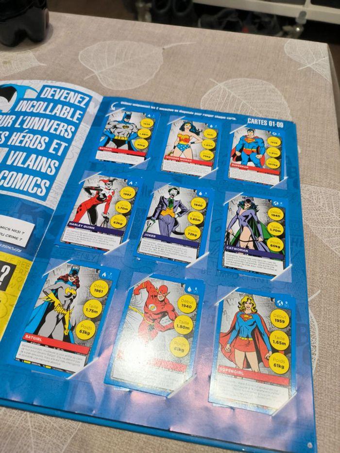 2022 Marvel Livre album de collection de cartes Marvel auchan DC Comics - photo numéro 2