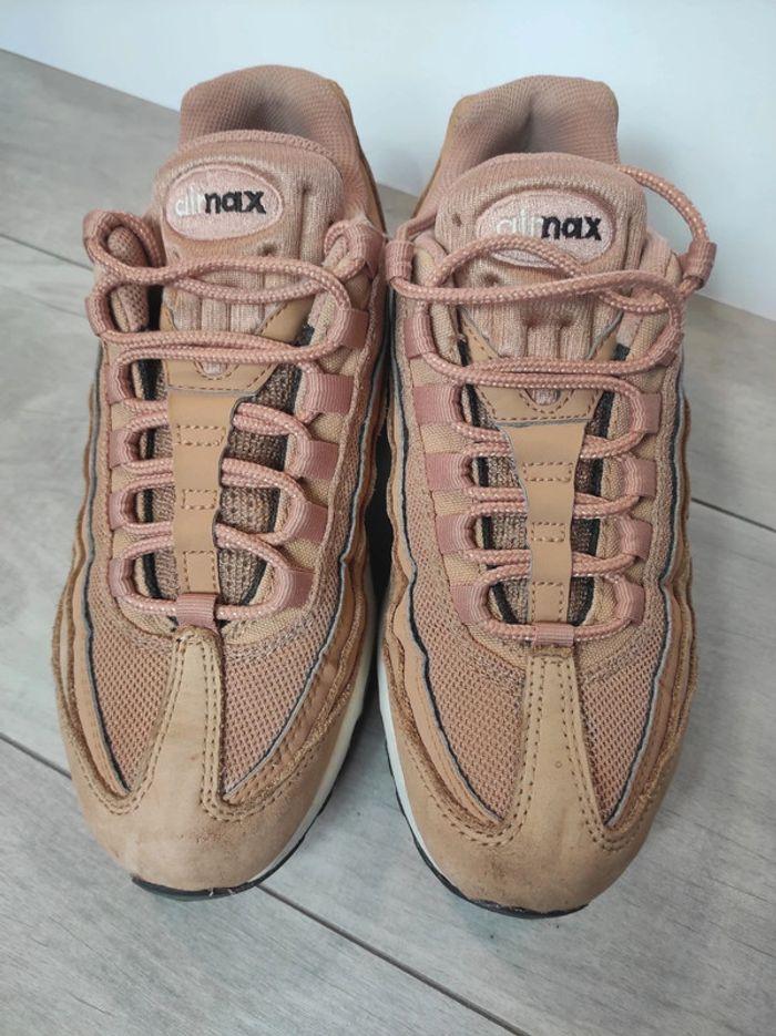 Lot de deux baskets Nike air max 95 noir et Camel - photo numéro 6