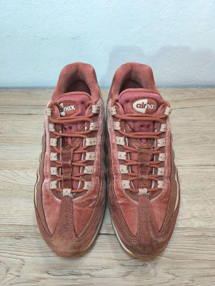 Baskets Nike air max 95 femme dusty peach pointure 40,5 - photo numéro 4