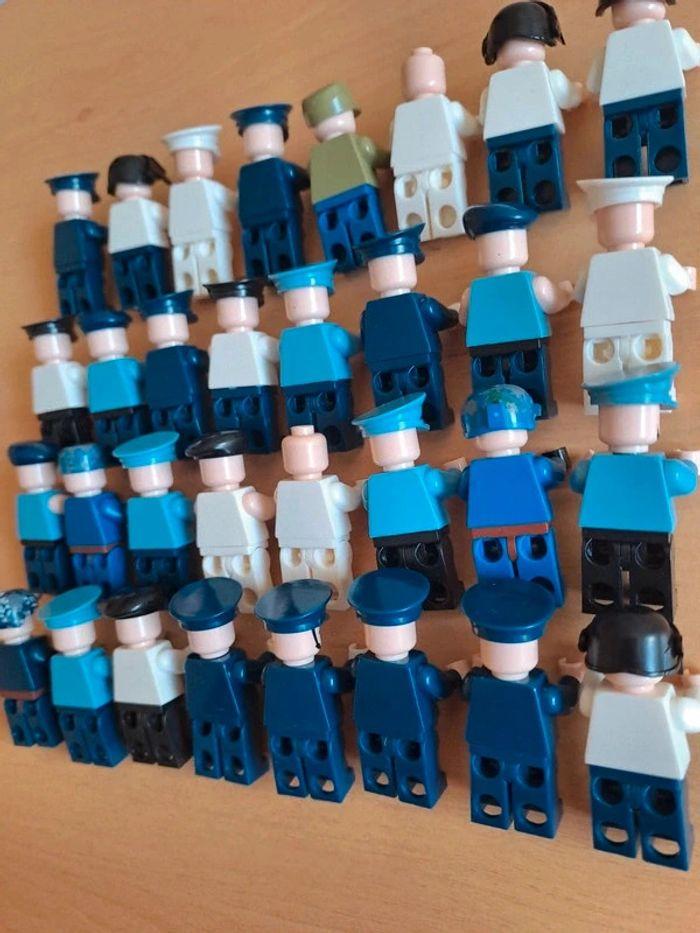 Lot de figurines Lego militaires police - photo numéro 10